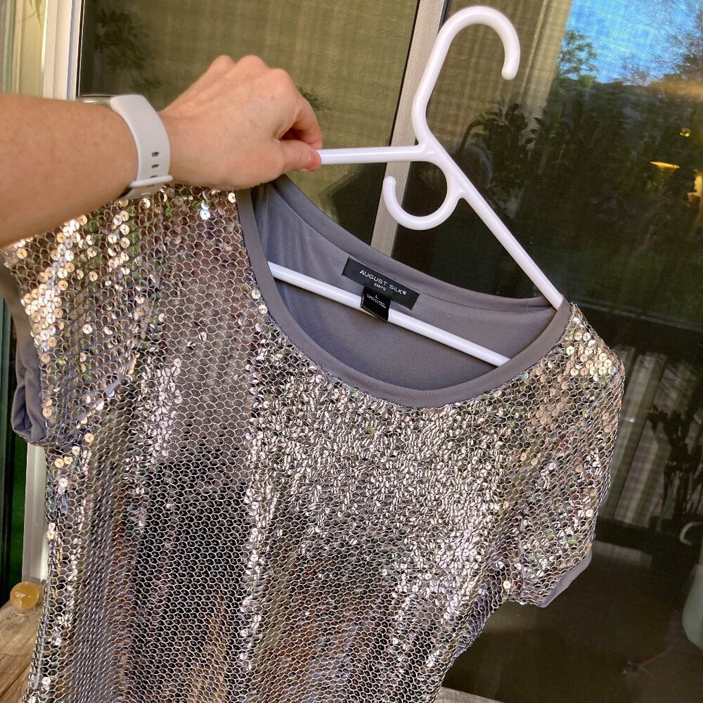 August Silk Knits Silver Sequin Scoop Neck Short Sleeve Top Woman's L
